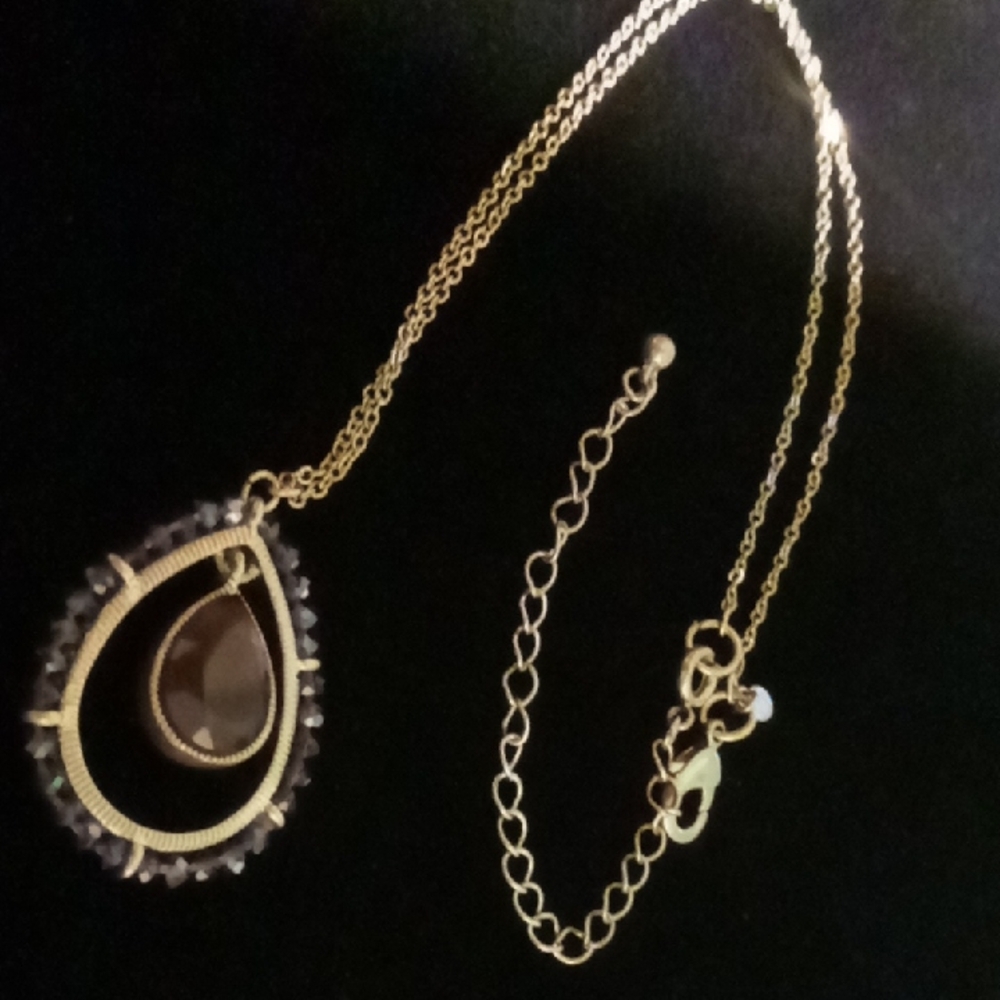 Premier designs Elegant Gold and amber opalescent Pendant Necklace